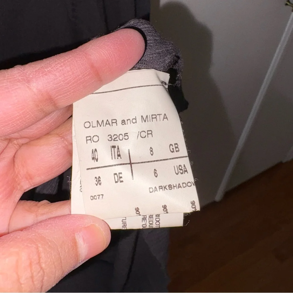 Olmar and Mirta Charcoal Top - Picture 6 of 7